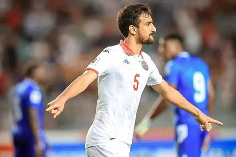 "تسديدة ضلت الطريق وخطأ واحد".. ماذا قدم محمد بن رمضان مع تونس أمام أوغندا؟ 